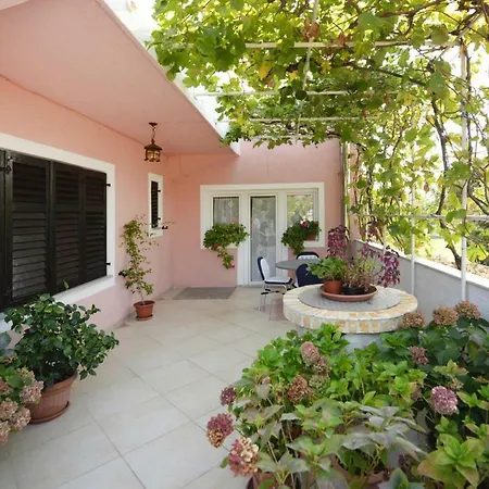 Ferienhaus Im Haus Anastacia - Cin04053-dya