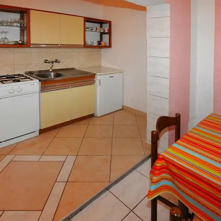 Ferienhaus Im Haus Anastacia - Cin04053-dya *